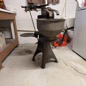 Vintage Cream Separator / Dairy Separator – Cast Iron Base