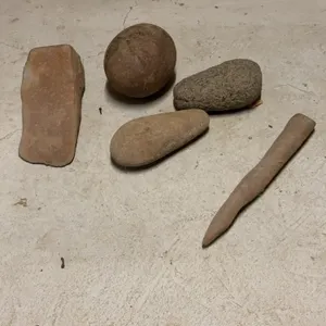 Stone Implements & Worked Stone Pieces