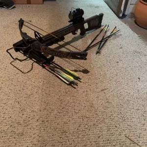 Horton Crossbow with Scope & Bolts