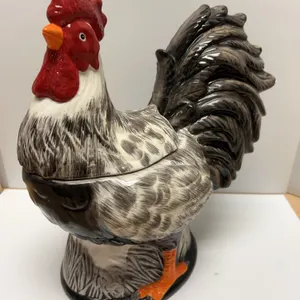 Cracker Barrel Ceramic Rooster Figural Cookie Jar