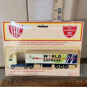 New IHC All In Perfect HO Scale 40' Tractor Trailer