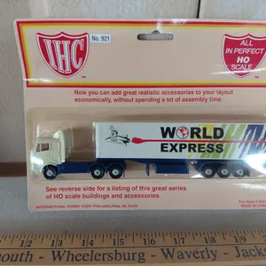 New IHC All In Perfect HO Scale 40' Tractor Trailer
