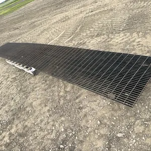 20' X 3' METAL GRADING
