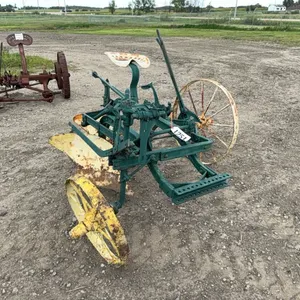 HORSE DRAWN 2 BOTTOM PLOW