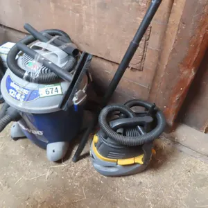 Lot - Shop Vac 12 Gal. 4.0 hp, Stinger Wet / Dry Vac *Located at Spruce Grove location.