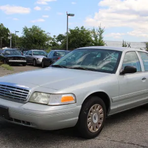2005 Ford Crown Victoria 4DSD/Police Interceptor