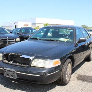 2005 Ford Crown Victoria 4DSD/Police Interceptor