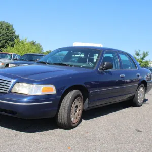 2005 Ford Crown Victoria 4DSD/Police Interceptor