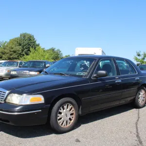 2005 Ford Crown Victoria 4DSD/Police Interceptor