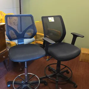 Mesh back cushioned adjustable office chairs