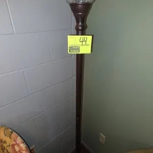 6' Glass shade metal base lamp