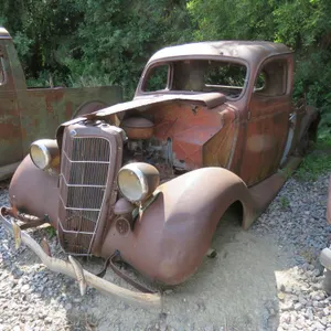 1935 Cut down Ford Sedan