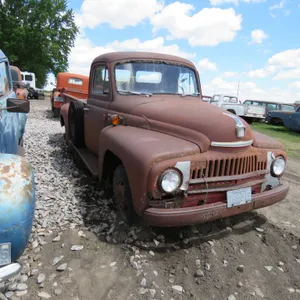 1950-2 L Series International Pickup
