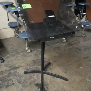 Conductor Stand