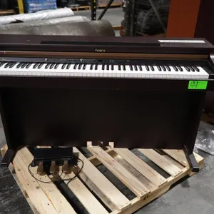 Roland Hp 103 Digital Piano
