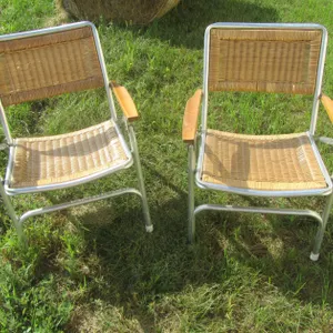 (2) Folding Wicker Chairs