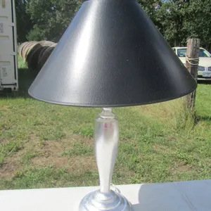 Metal Table Lamp w/Shade