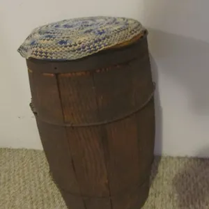 Nail Barrel w/Cushion