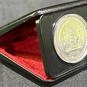 1977 Canada Silver Jubilee Senate Throne Dollar, .500 Silver, 23.3g