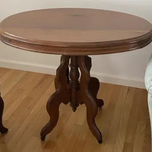 Walnut Oval Top Parlor Table