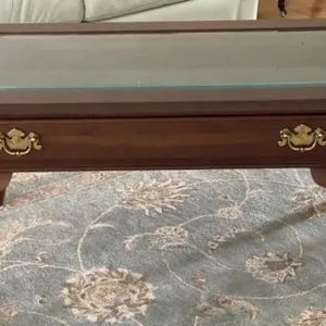 Queen Anne Glass Top Display Table