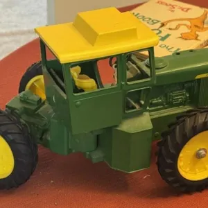 John Deere 4WD Tractor
