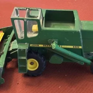 John Deere Combine