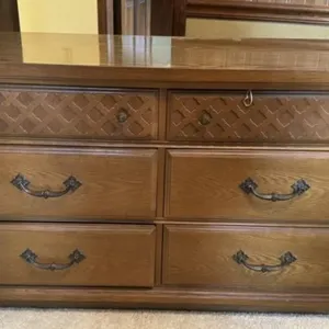 Bassett Lowboy Dresser