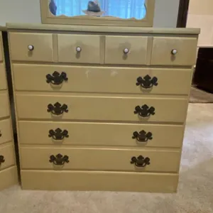 Ethan Allen 3 Drawer Lowboy Dresser