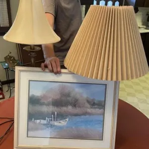 2 - Lamps and Wall Decor