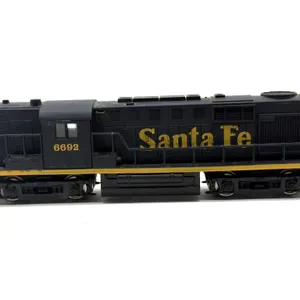 Santa Fe 6692 HO Scale Locomotive