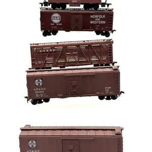 HO Scale Santa Fe Box Cars and More