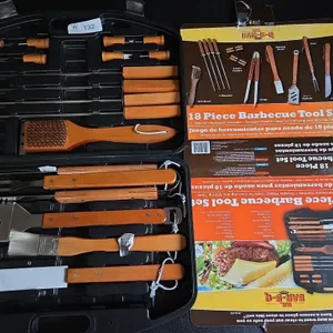 18 pc BBQ Set (NIB)