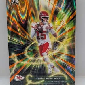 2025 Topps Resurgence Patrick Mahomes II 23/25