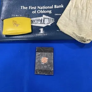 Cheerios 2000 penny uncirculated, coin purse,