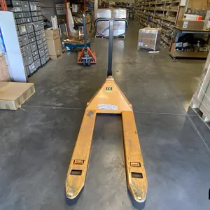 Pallet Jack 
 UNRESERVED