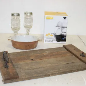Dash Egg Cooker, Kitchenware & Tray