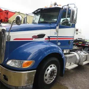 2013 Peterbilt Truck