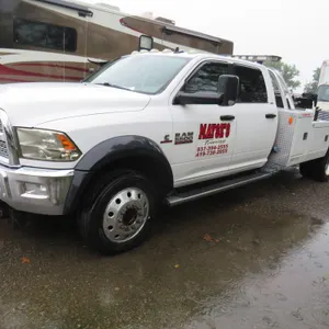 2016 Dodge 5500 Wrecker Truck