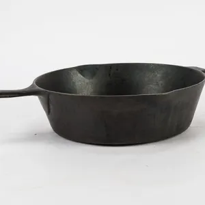 Antique Favorite Piqua Ware Cast Iron Skillet