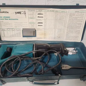 Makita Recipro Saw, Case & Accessories. Model JR3000V