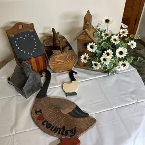 Decorative Americana and Country Home Décor