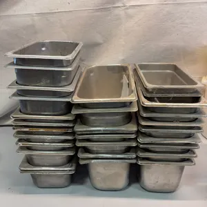 Aluminum Food Pans in Assorted Sizes