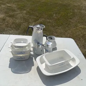 Corning Cornflower casserole dishes