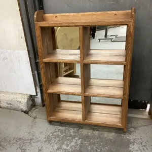 MIRRORED NICK NACK SHELF