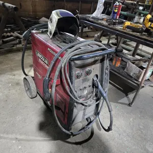 Lincoln 256 Power Mig & Cables
 UNRESERVED
