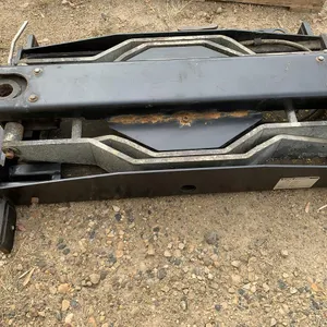 Stan Design Pit Jacks
 UNRESERVED