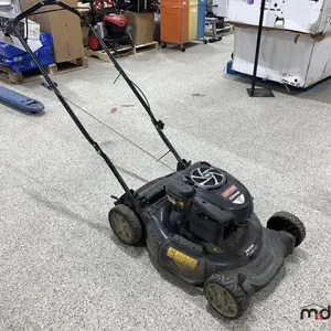 Craftsman Gas Push Mower
 UNRESERVED