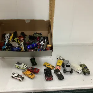 SMALL BOX OF DINKY CARS