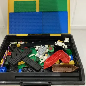 LEGO IN PLASTIC CASE